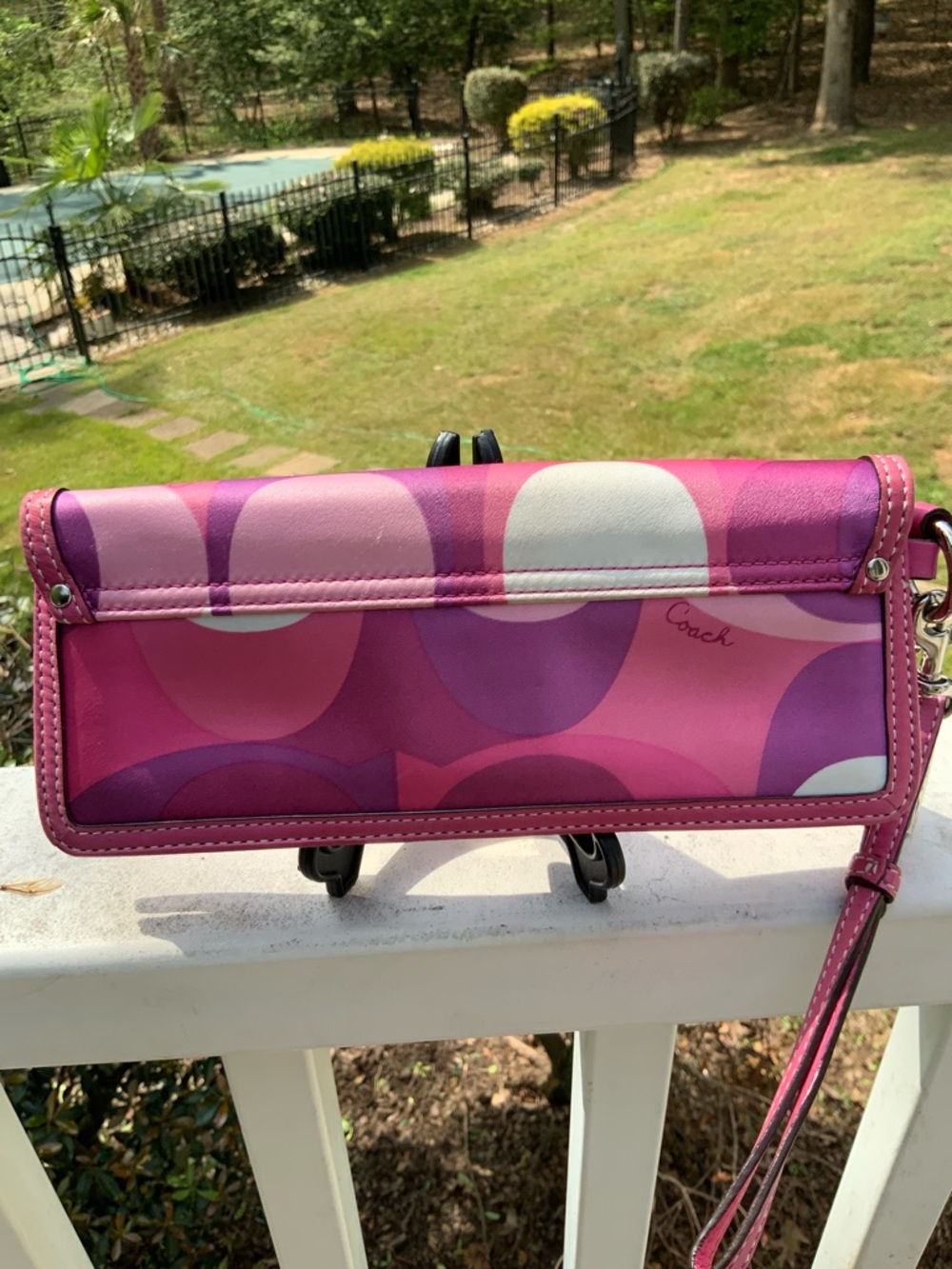 Coach Pink Scarf Print Zoe Signature Turn-Lock Wristlet EUC - Picture 16 of 16